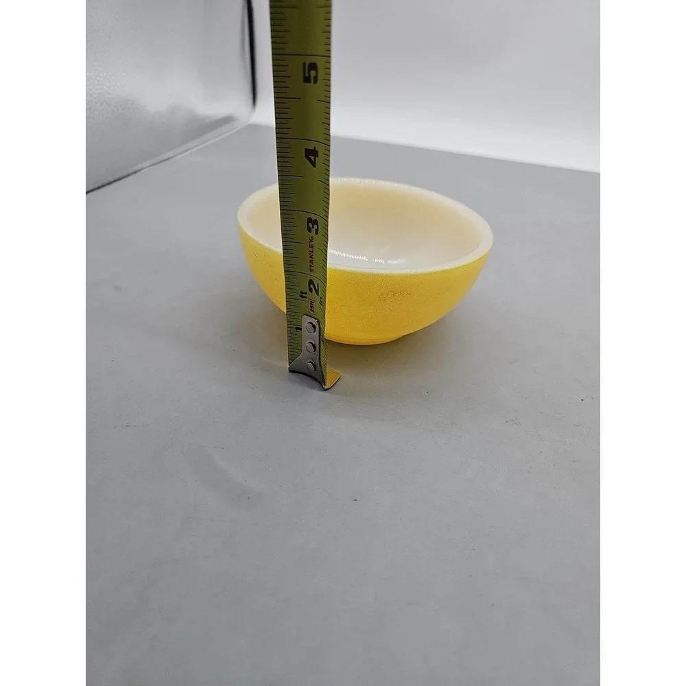 Vintage Anchor Hocking Fire King Ware Yellow Mixing Nesting Bowl 5